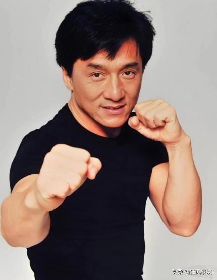 自认曲目不足难办巡演，网友调侃：成龙有专辑，可找任贤齐借