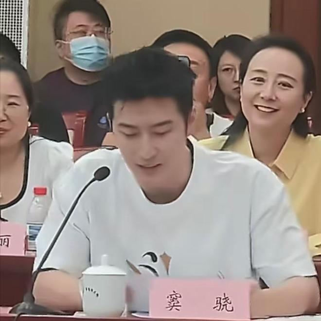 主角座谈会亮点：刘浩存真挚发言获赞，窦骁幽默引爆笑场  第12张