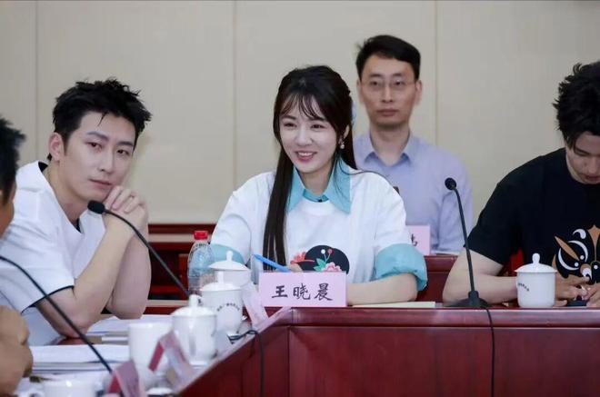主角座谈会亮点：刘浩存真挚发言获赞，窦骁幽默引爆笑场  第13张