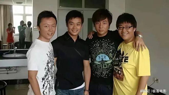 五强激战至虚脱，全程无言，年度最狠电影登场  第15张