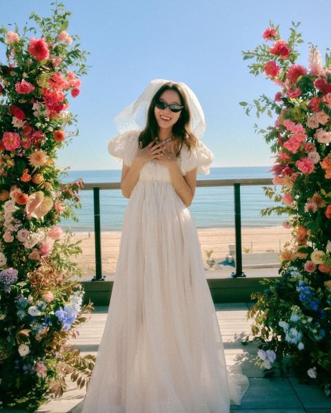 孔晓振与申敏儿晒28年前旧照，两位女神都嫁给年下男友，幸福婚姻令人羡慕