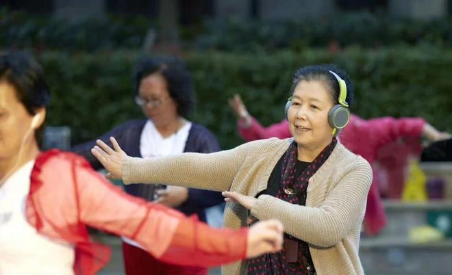 从国民母亲到古装反派，老戏骨莫离演绎令人不寒而栗  第6张