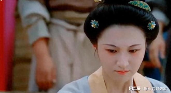秦苍被捅扔乱葬岗后，才知林听澜那句十倍价钱有多扎心  第1张