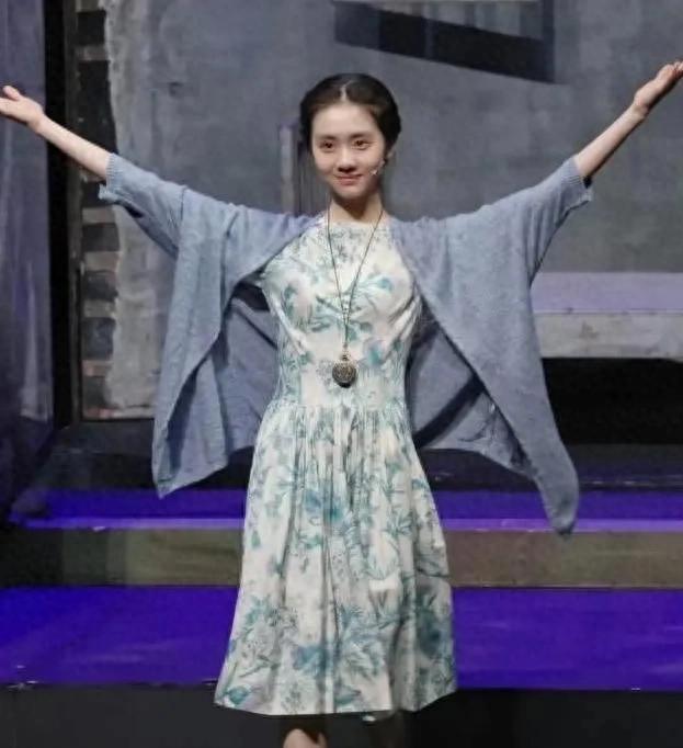 黄多多的成长方式，真有必要贴上‘学坏’标签吗？