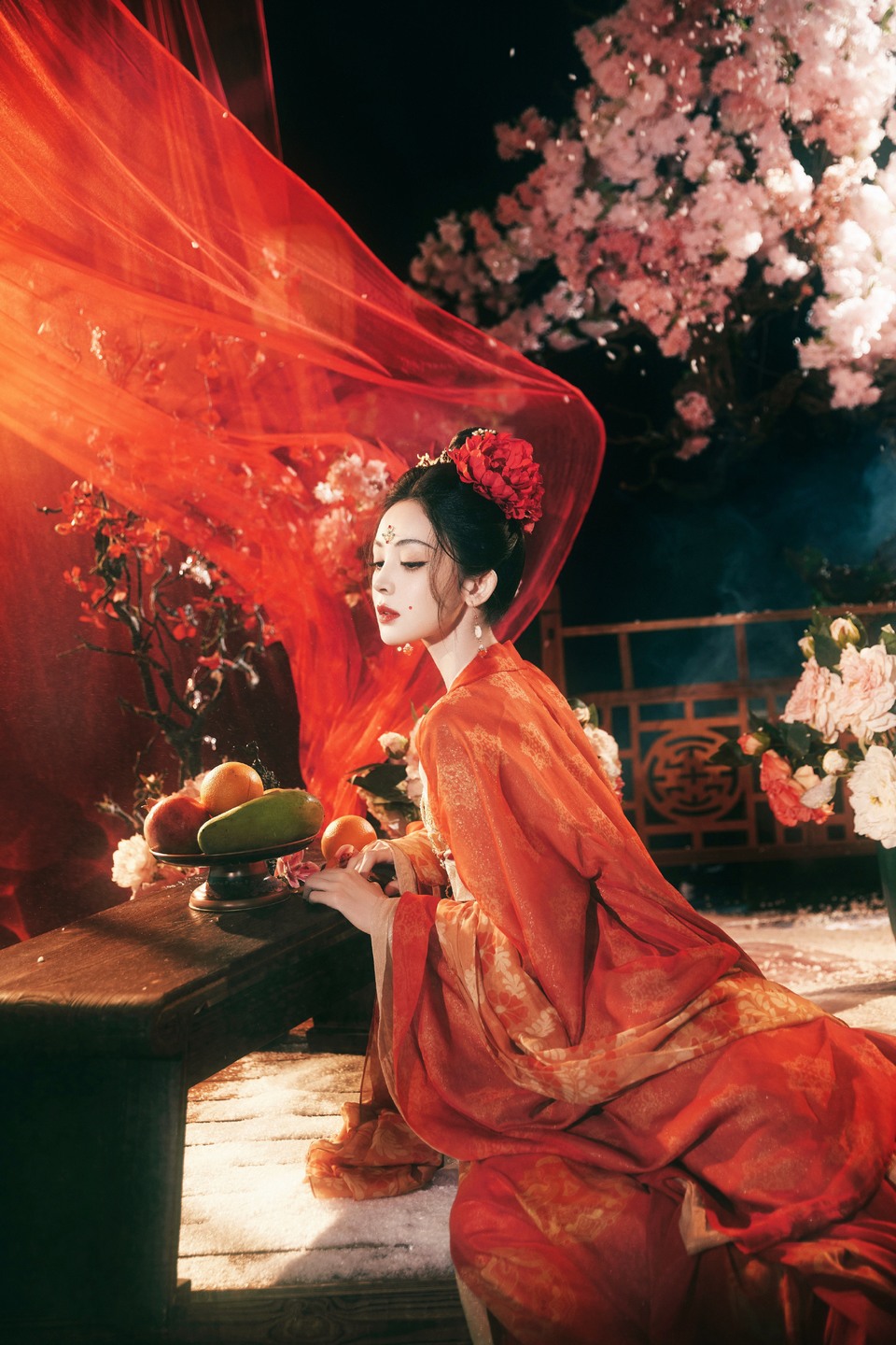 古力娜扎红绡漫过时光 琵琶还凝着余音恍见盛朝风月  第8张