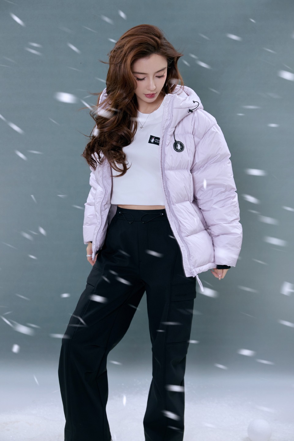 Angelababy雪絮轻舞眉眼含光 酿成眸里的温柔诗行  第7张