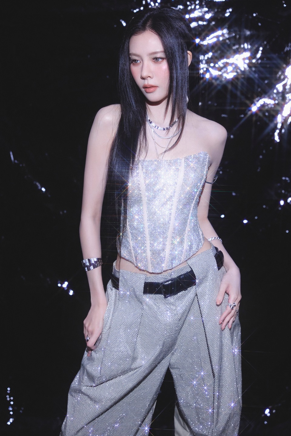 宋妍霏银烁生辉星芒为引 一同编织这场绮丽幻梦  第11张