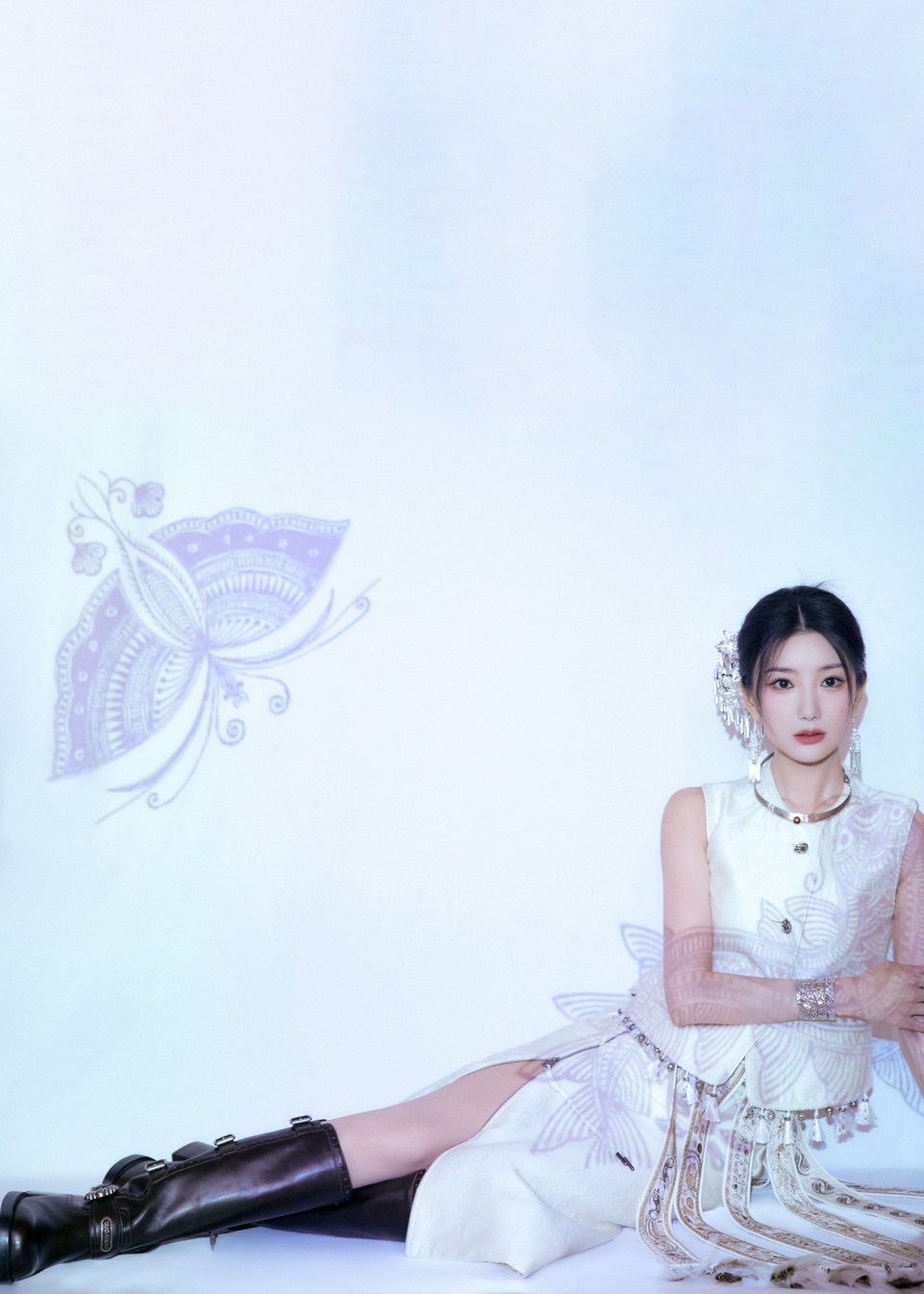 毛晓彤银饰叮当月光作序 山水花鸟定格此刻美好