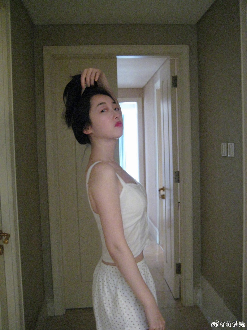 蒋梦婕给自己空间享受生活 一起迎接美好明天  第7张