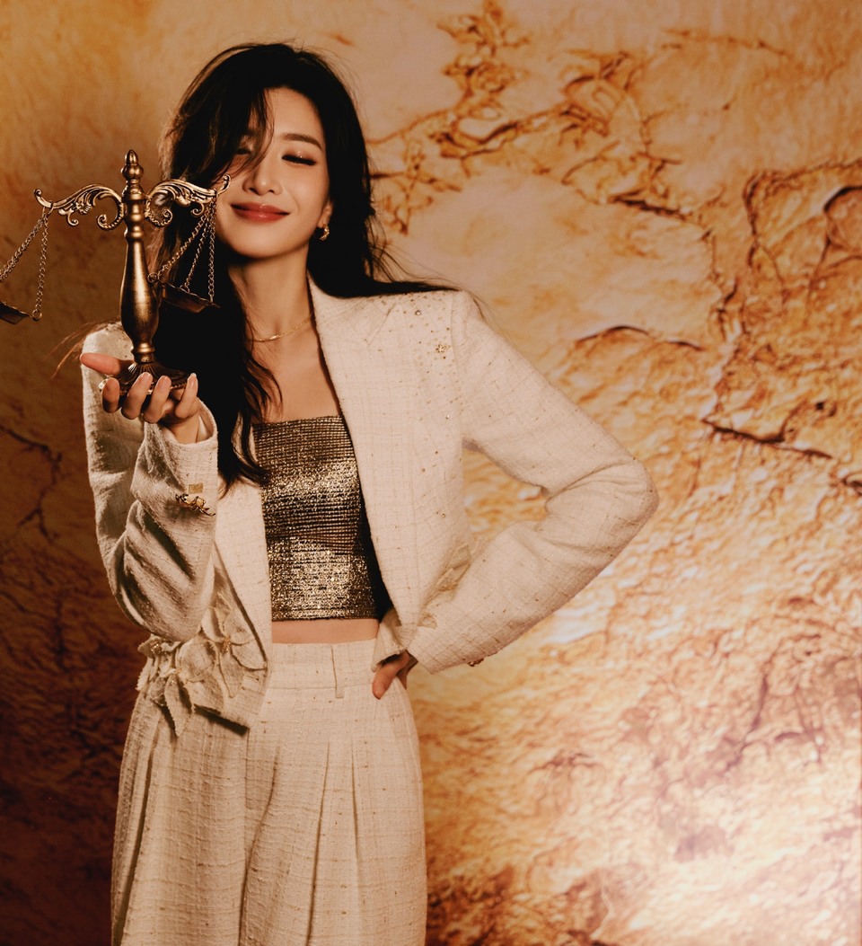 江疏影光予轮廓影赋诗意 刚柔并济完美诠释  第5张