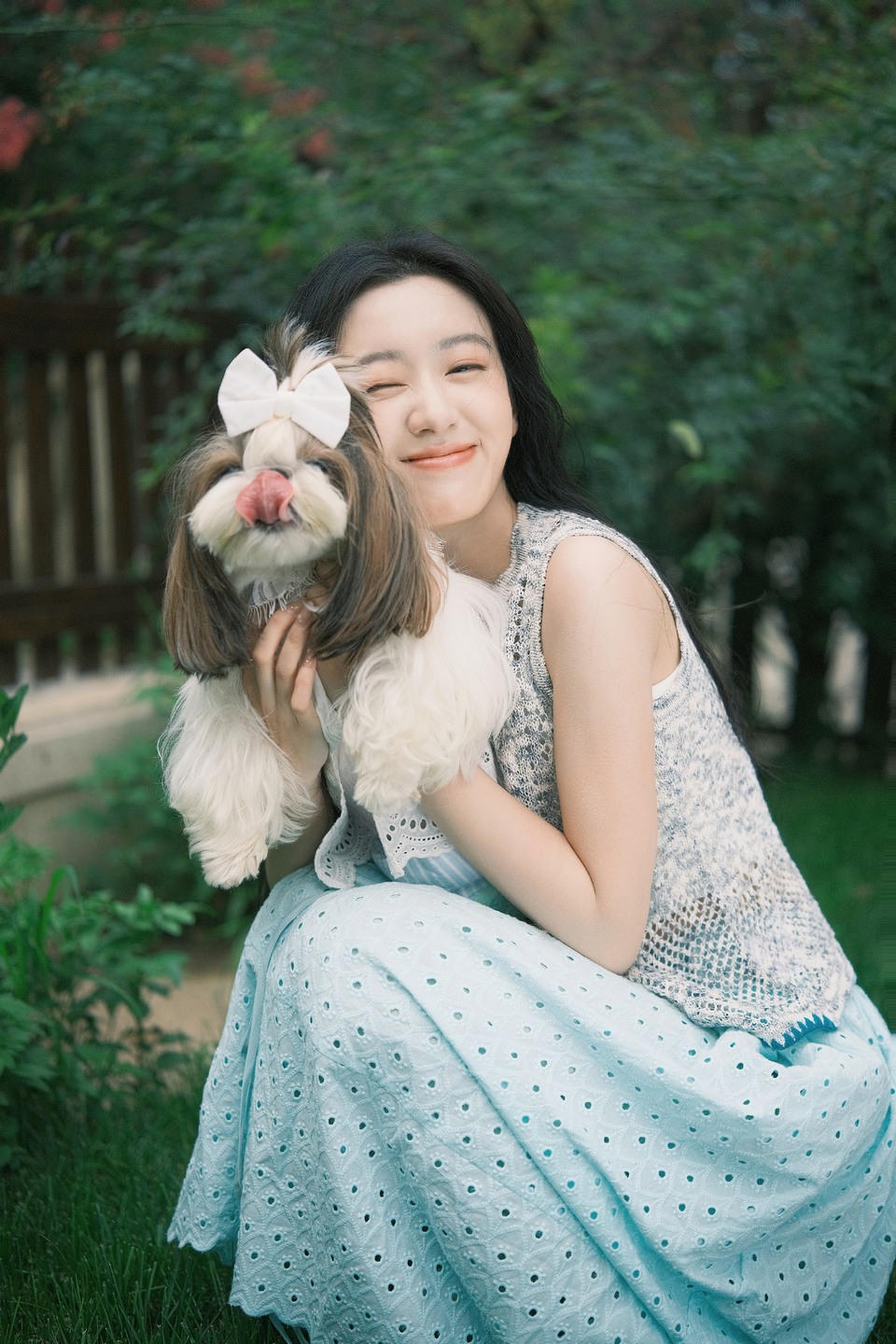 包上恩漫步花妍秘境 花团锦簇邂逅舒意自在