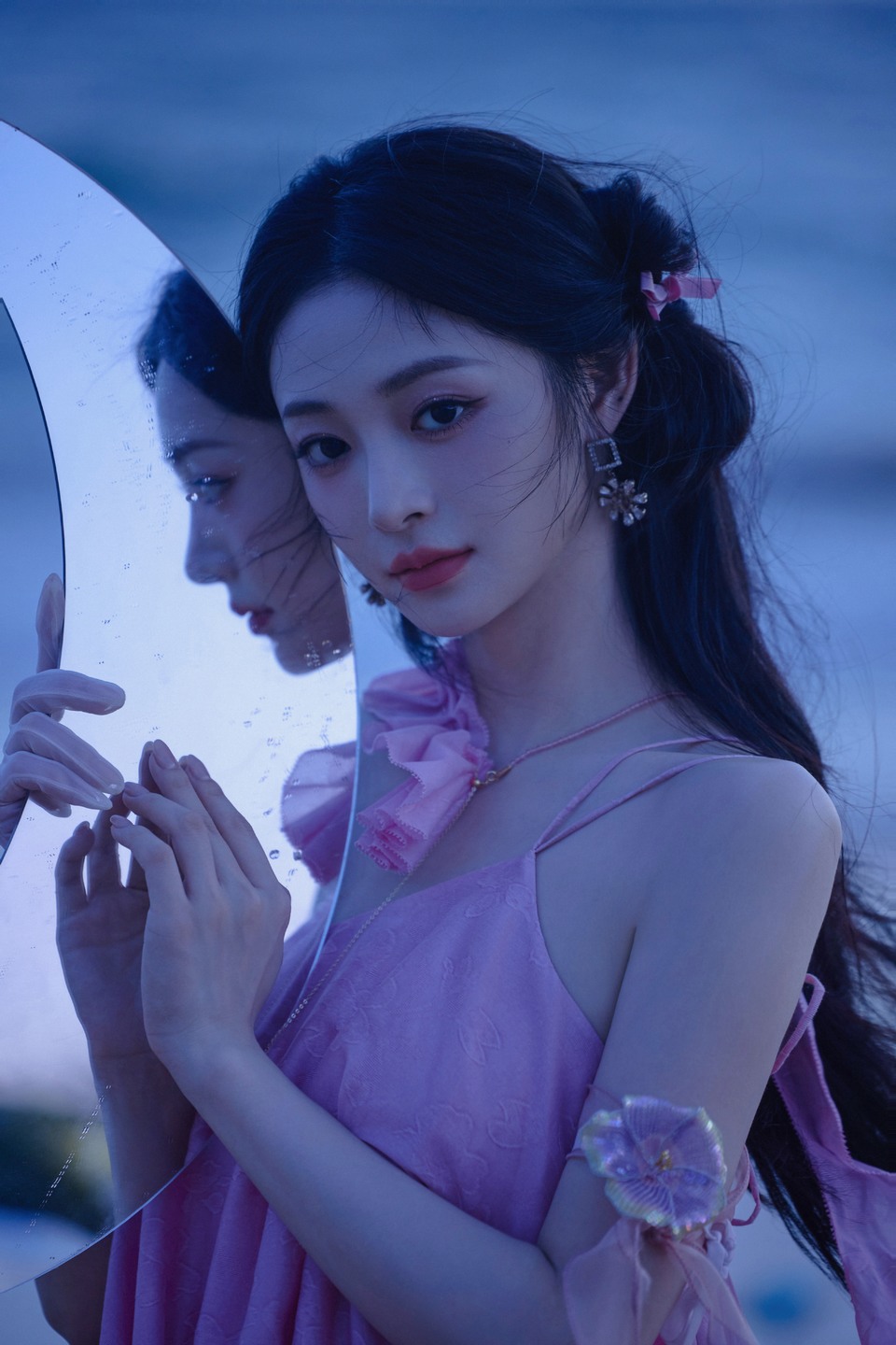 周洁琼暮色四合漫天绯红 浪声低语肆意绚烂