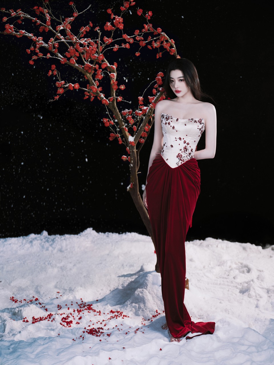 孔雪儿美人如画淡极生艳 以多面姿态续写新篇
