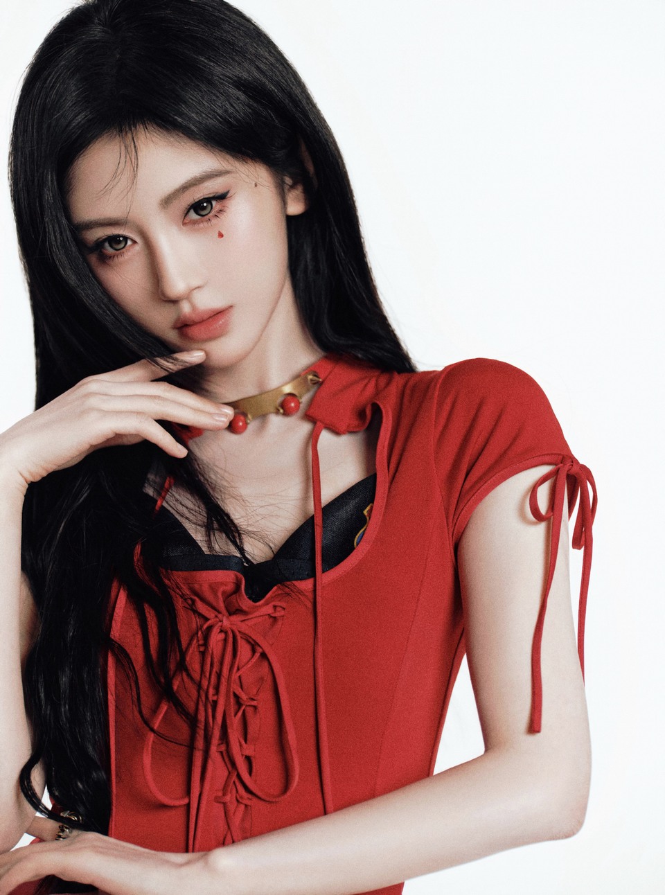 鞠婧祎红运辣妹绮丽曙光 绯色流光照见星河