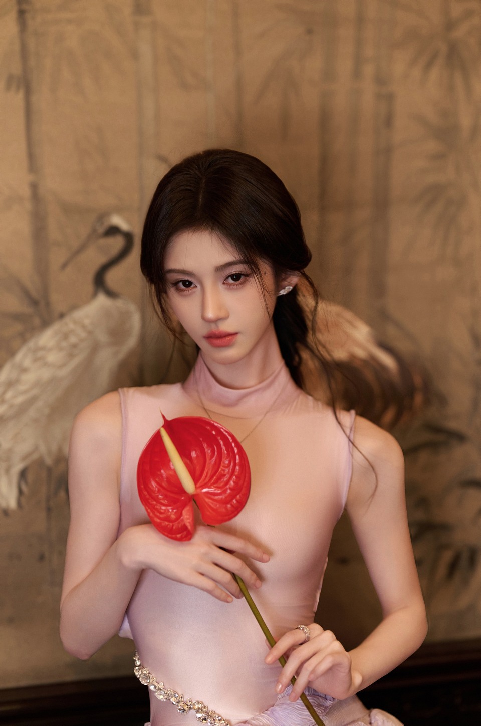 鞠婧祎轻纱烁梦以命途为梭 梦境和现实温柔共生