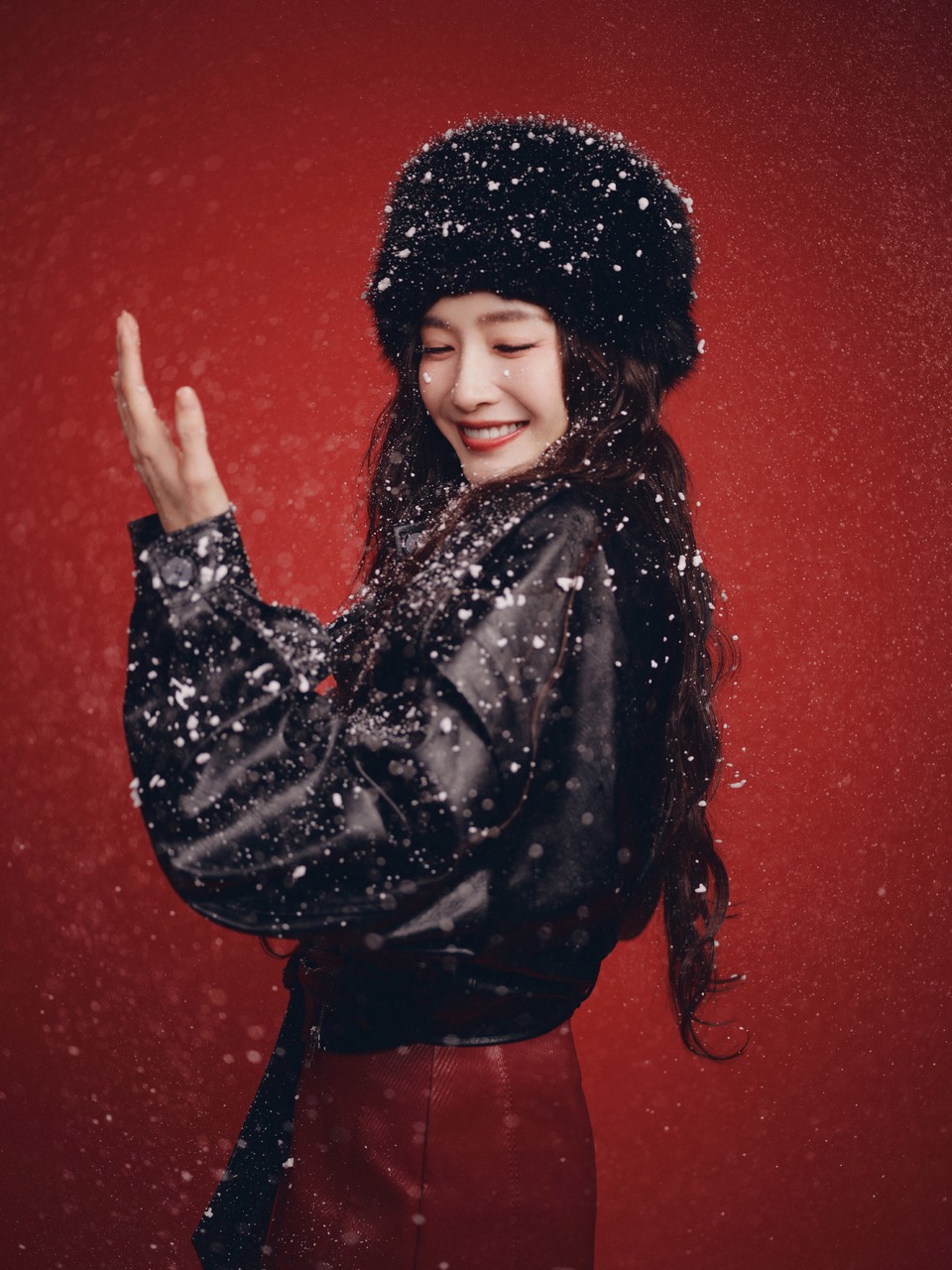 江疏影光影如诗红韵如环 以东方红韵织就浪漫