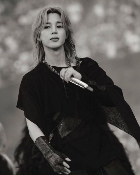 BTS智旻暖心一吻慰藉癌童,小粉丝当场尖叫:我被他亲到了