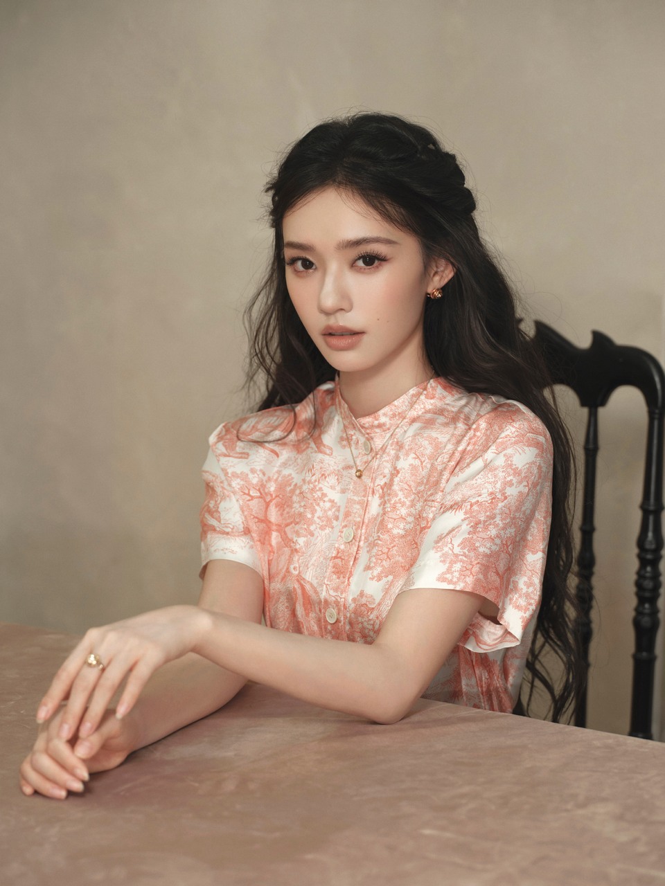 林允散发着沉淀而来的质感与芬芳 愈久愈显力量  第6张
