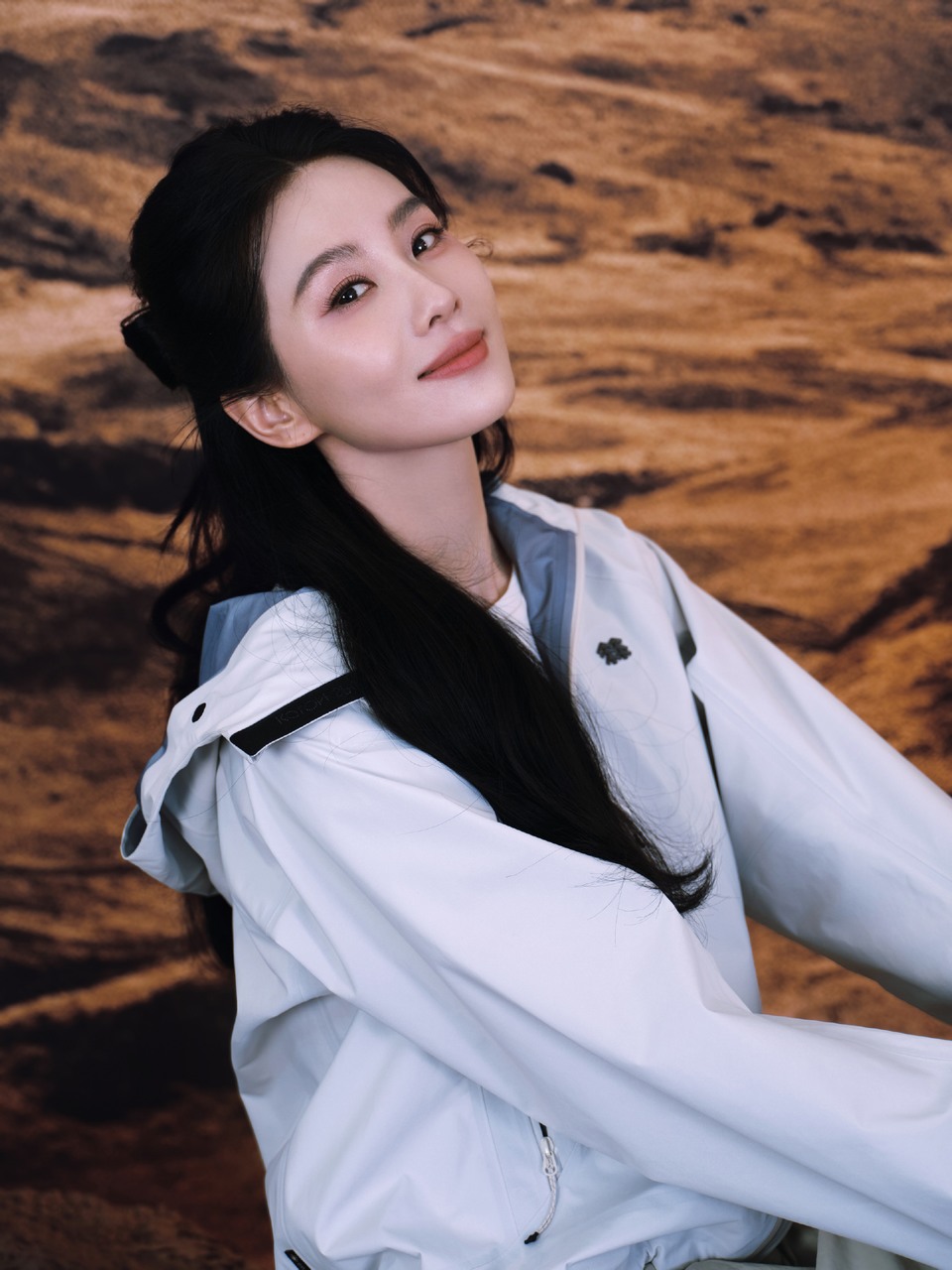 刘诗诗迈入自然秘境 一呼一吸间治愈在自然里永续  第2张
