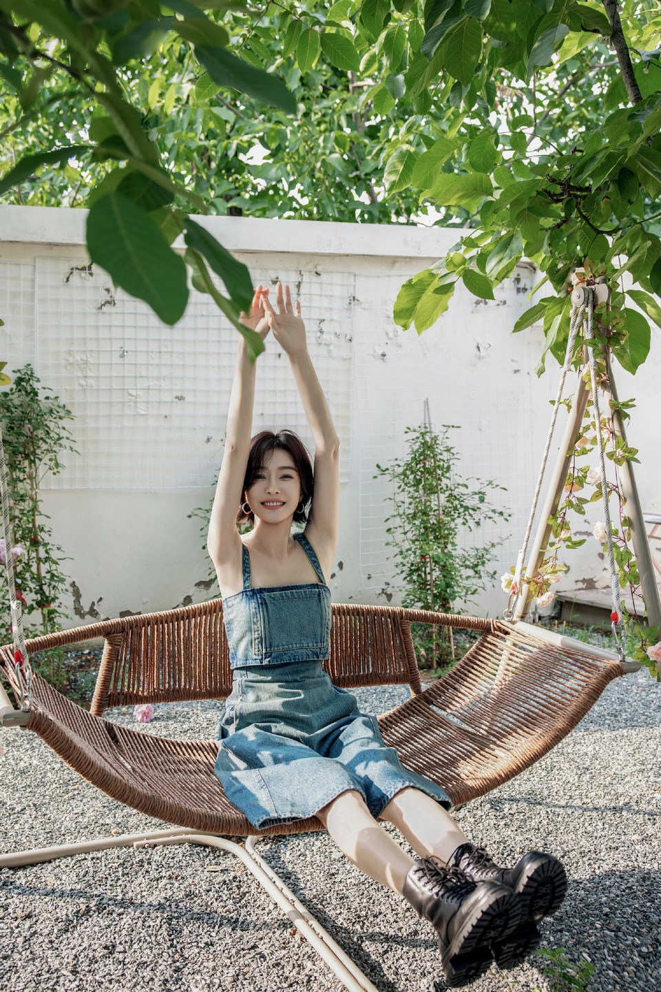 秦岚自由恣意快乐无忧 在生活里静守自己的星辰