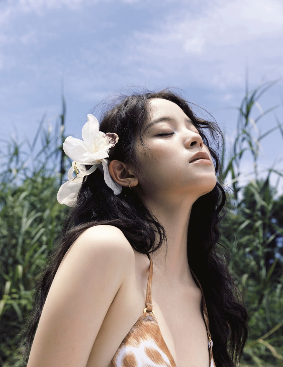 欧阳娜娜和自然撞个满怀 捕捉松弛又热烈的瞬间  第3张