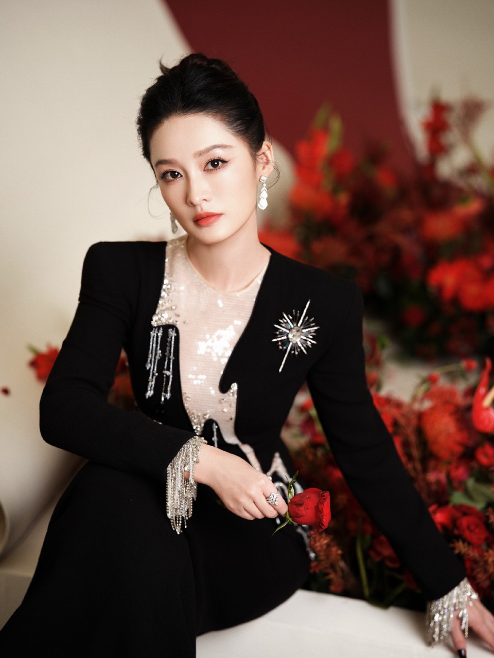 李沁扉页绽开的玫瑰悄然盛开 续写自由的篇章  第10张
