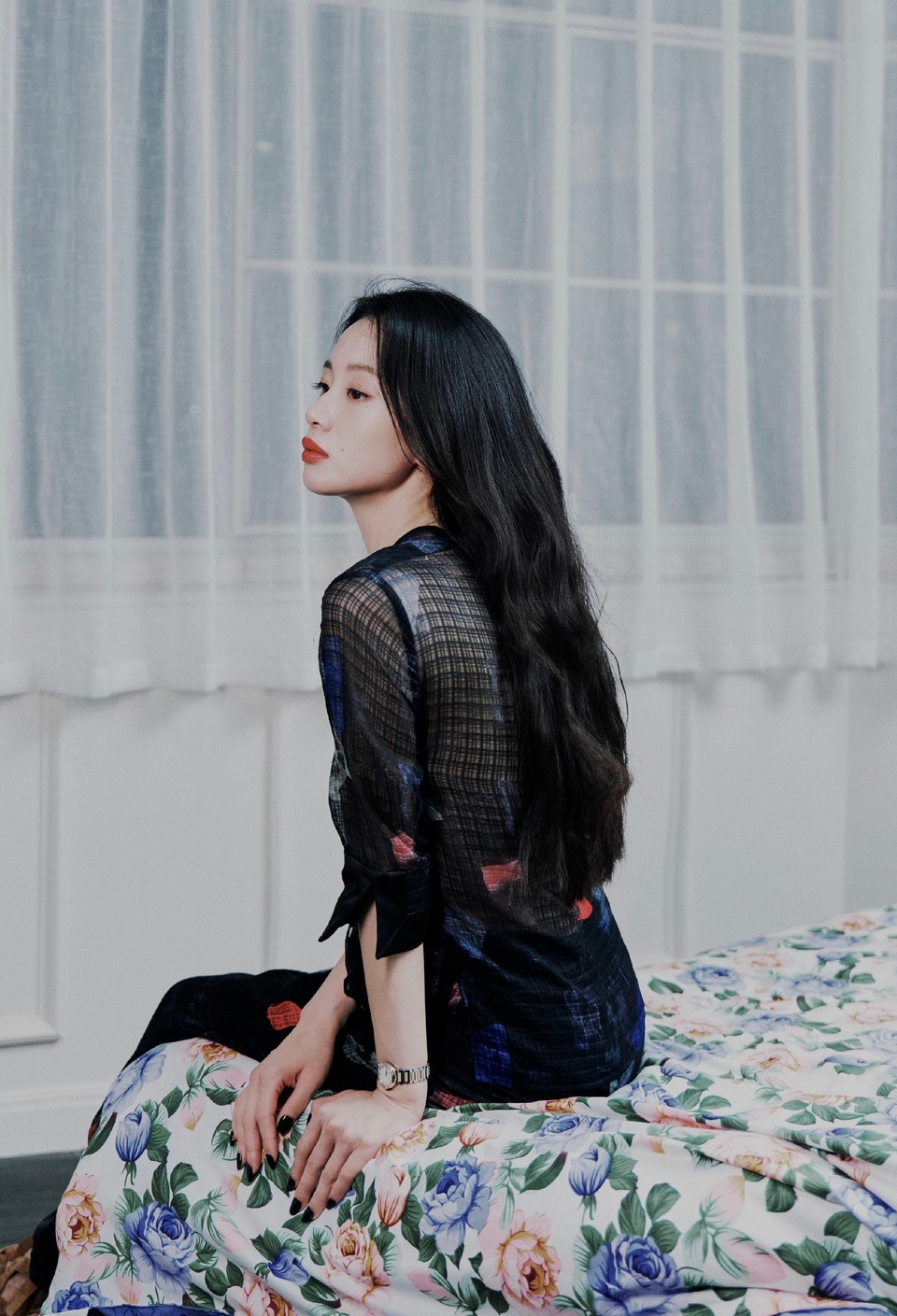 李梦迸发无尽遐想 为此刻的夜色覆上松弛美感  第5张