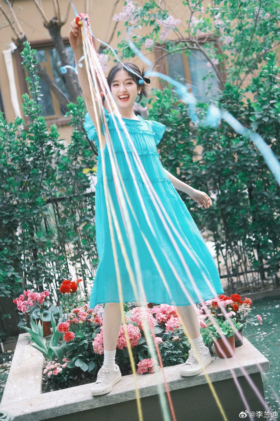 李兰迪一起成为有趣的大人 一同拥抱彩色的夏天  第4张