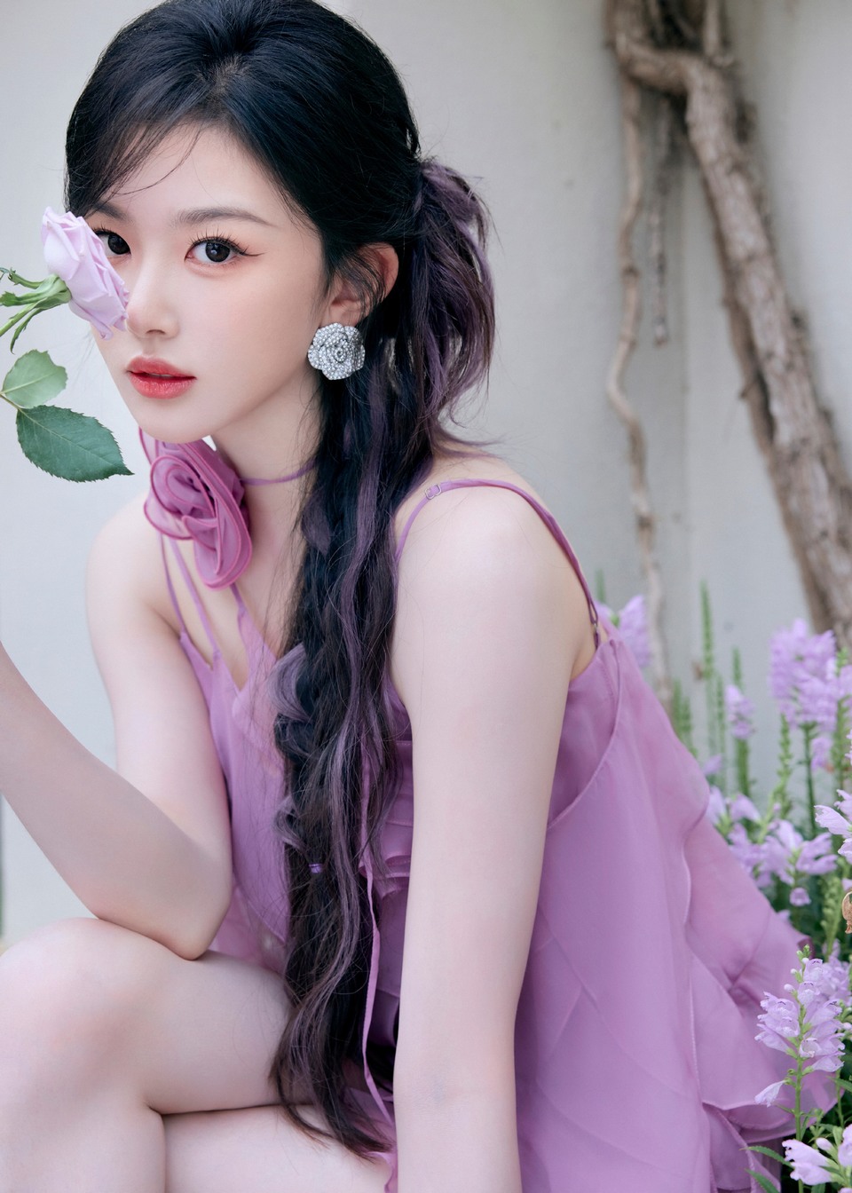 孔雪儿捕捉秋日暖阳 馥郁芬芳悠享瑰趣时光  第3张