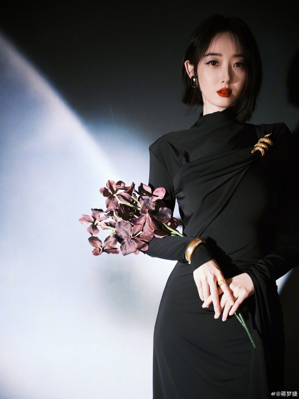 蒋梦婕光影绰约倾洒星光斑斓跃动 璀璨定格闪耀瞬间  第6张