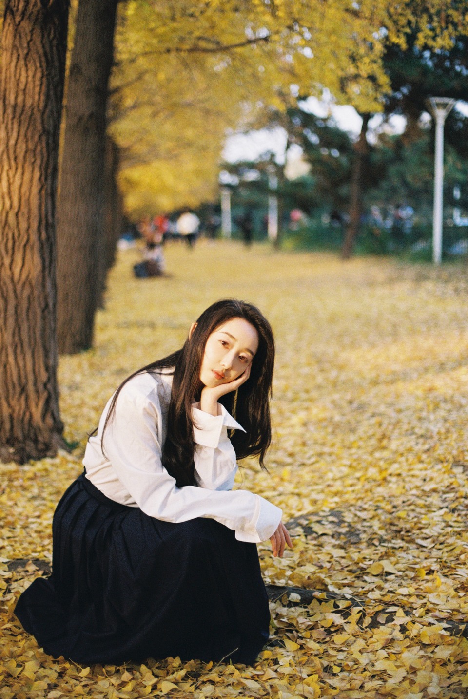 蒋梦婕重新穿上校服裙 年少记忆碎片掉落  第4张