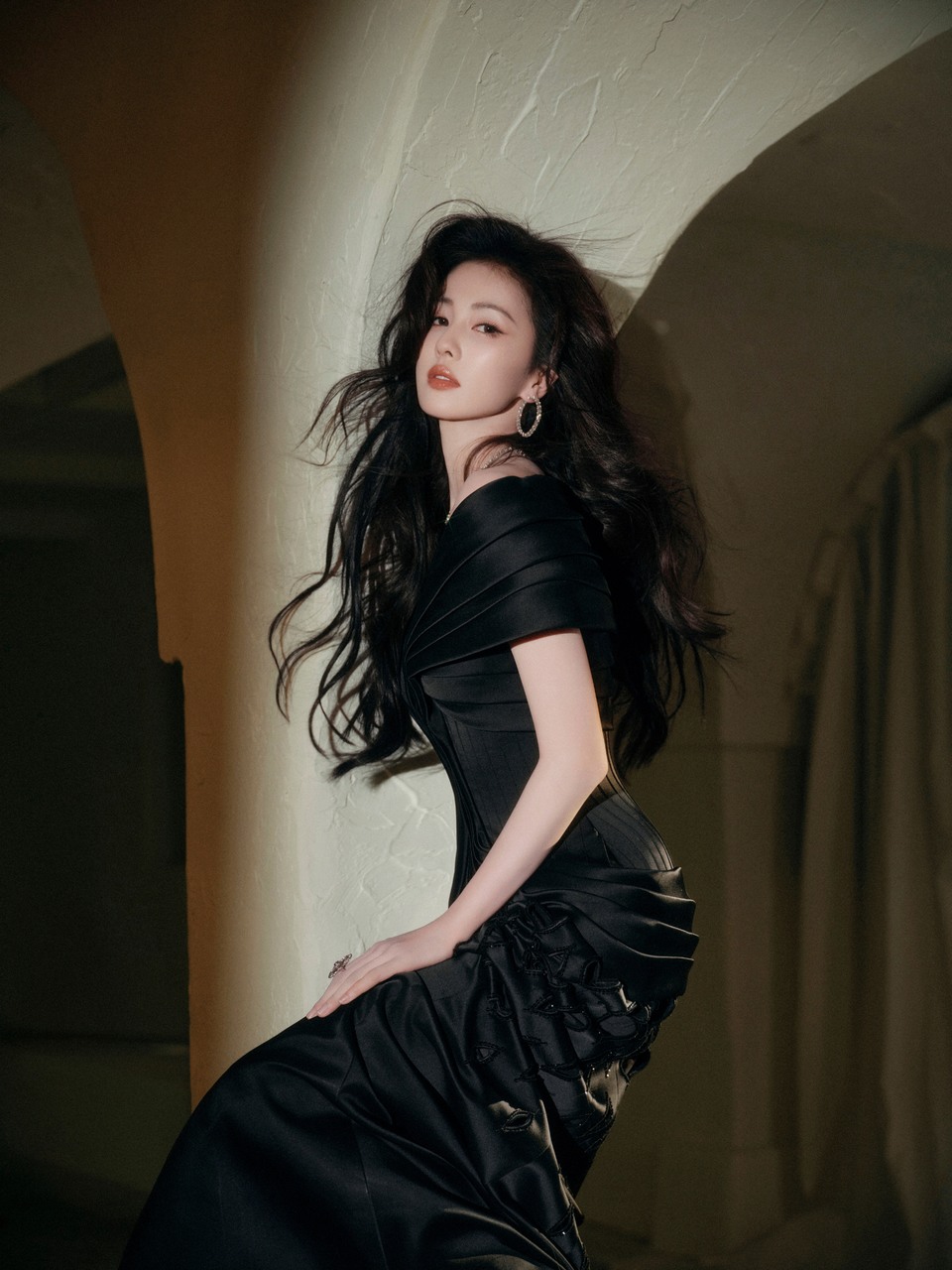 白鹿光影交汇之间 寻觅最自在的浪漫时刻  第3张