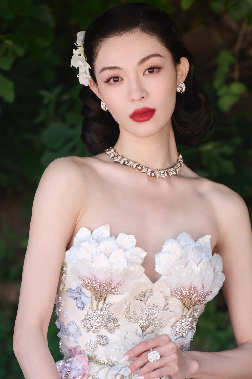 钟楚曦东方名伶妆 沿着光影的海岸线相遇生长  第11张