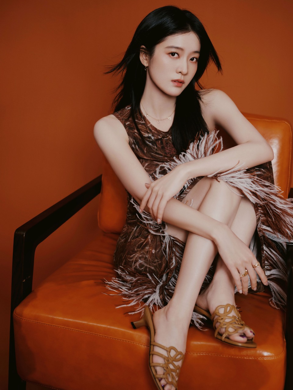 张雪迎神秘与优雅交织是冷冽也是前卫气质诠释  第5张