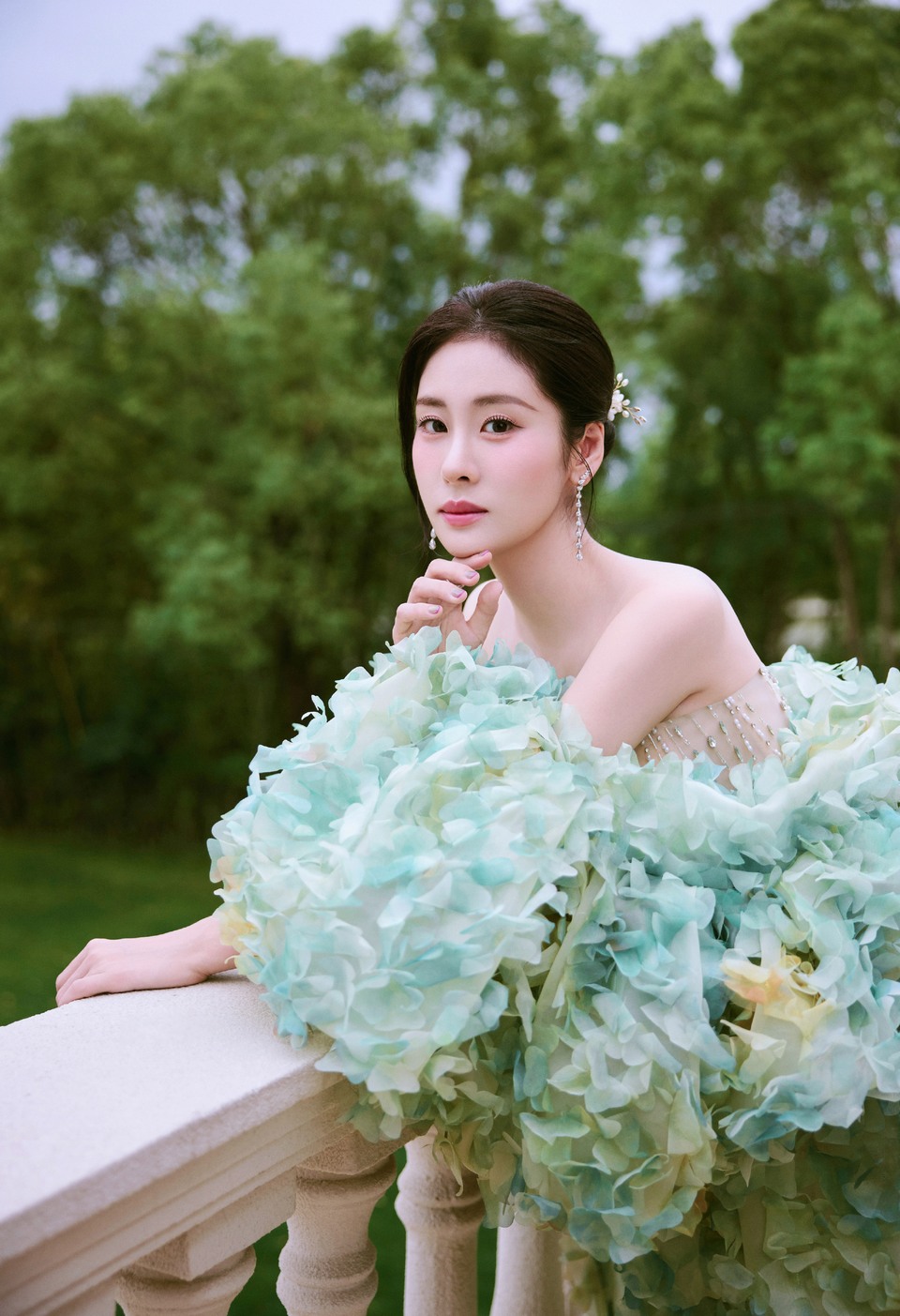 张碧晨金缕绕身薄纱轻舞 邂逅这一份绮丽浪漫  第8张
