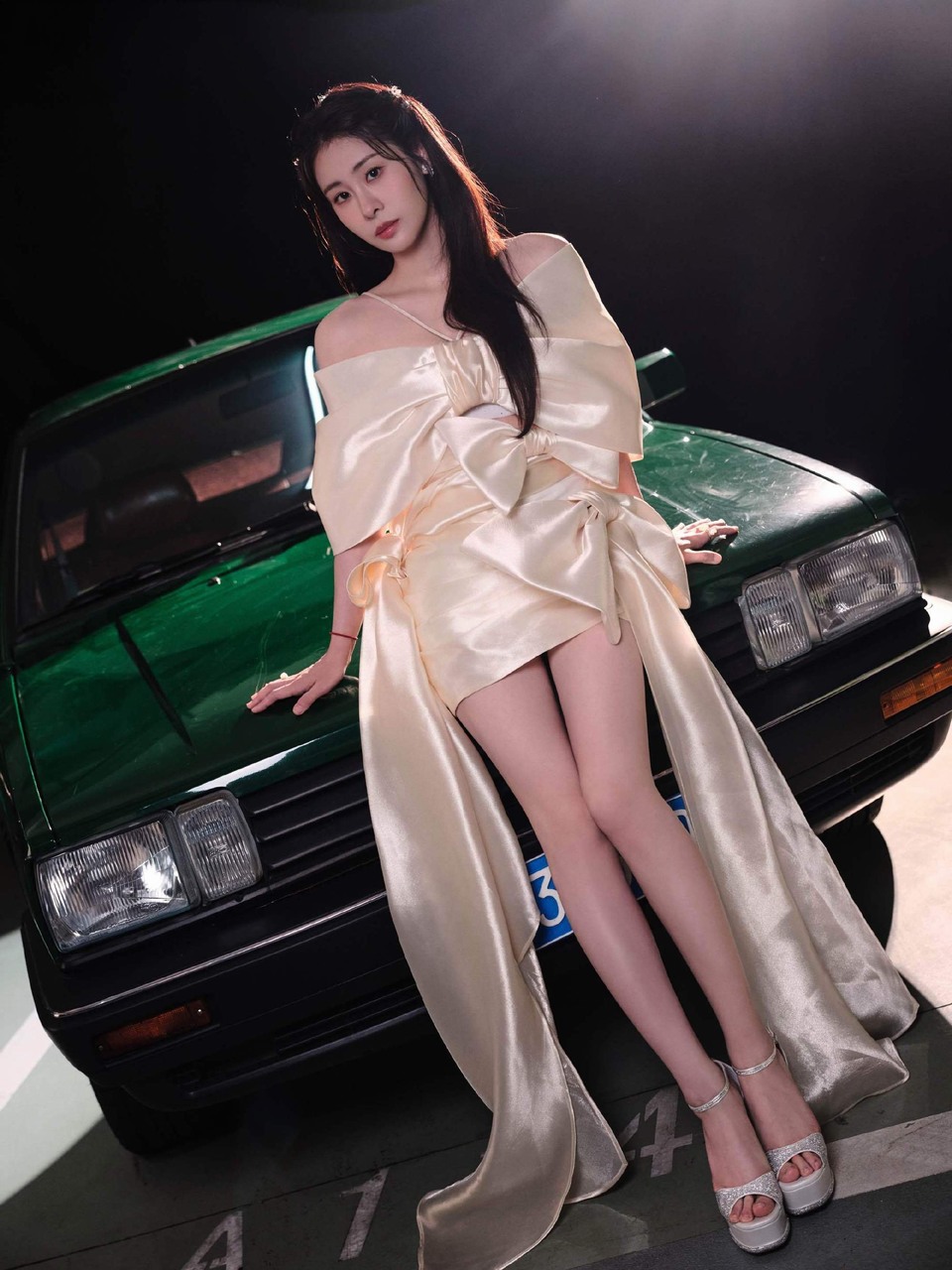 张碧晨金色蝴蝶的翅膀轻轻展开 追光脚步温柔的形状