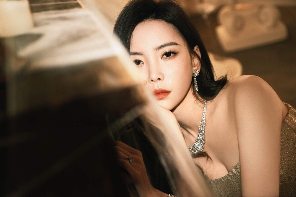 于文文鎏金岁月悄然绽放 彼岸人鱼美感侵略