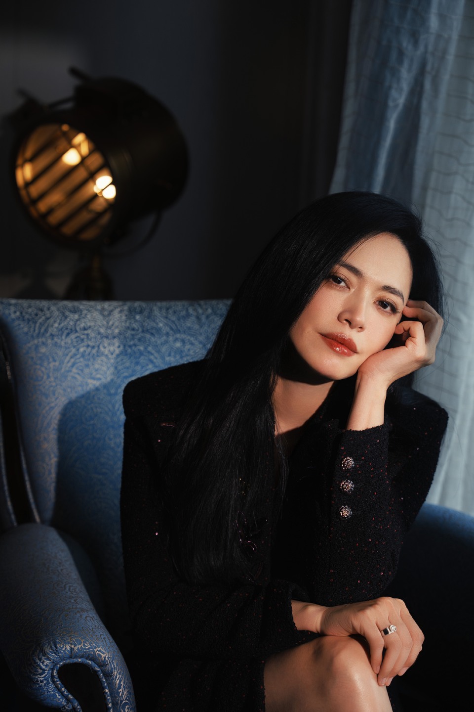 姚晨于衣袂绣满诗意 优雅诠释中式美学  第7张