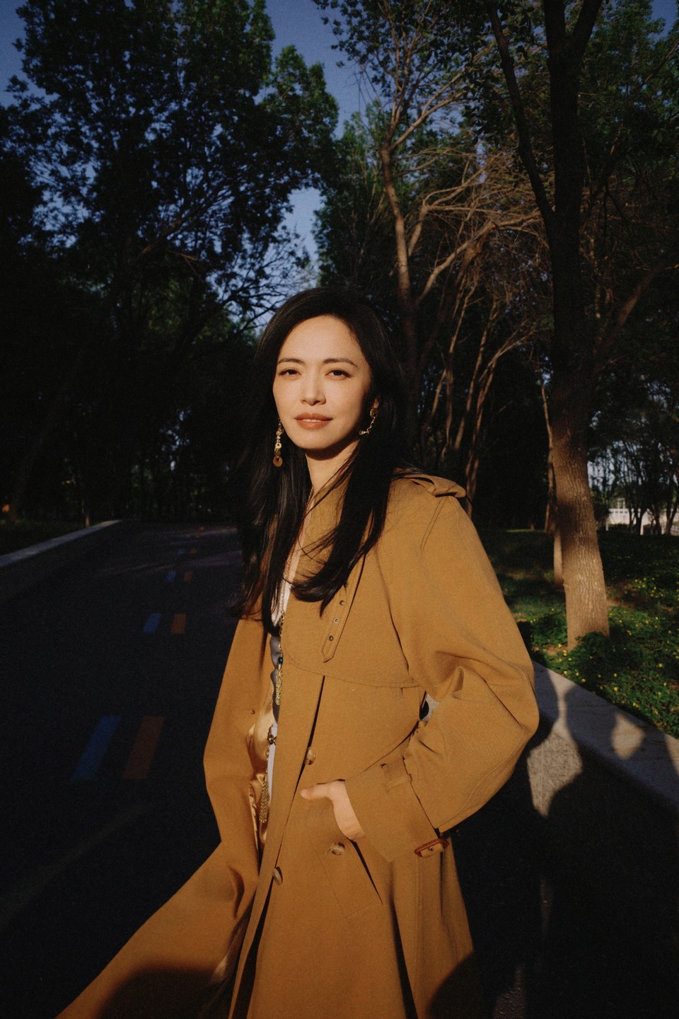 姚晨光影透过绿意随性慵懒 灵感蔓延间共享此刻  第8张
