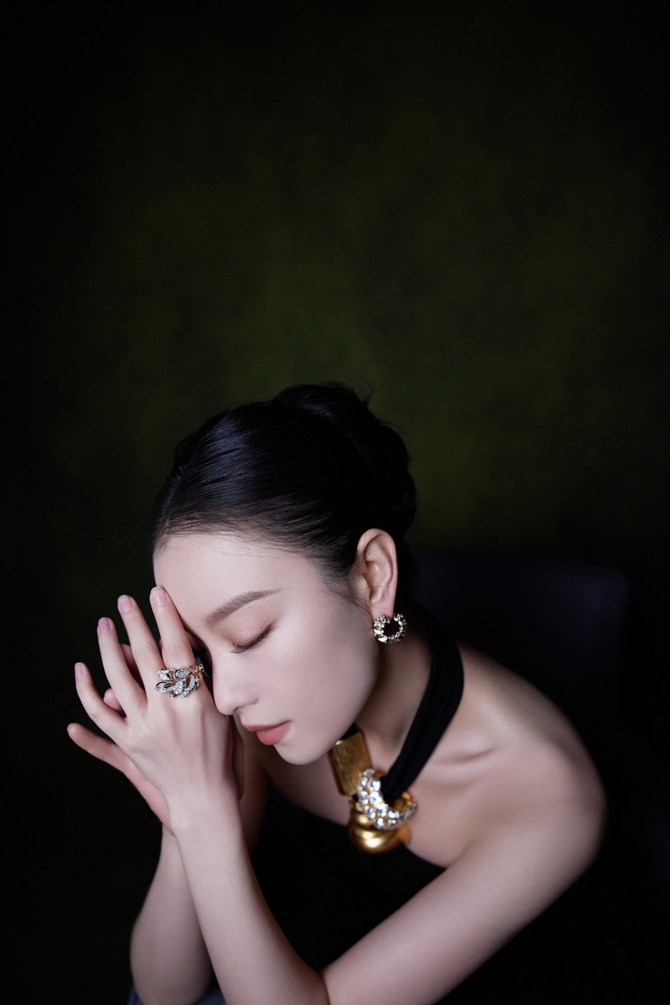 倪妮开启一场自我对话 捕捉到的美好瞬间不消散  第10张