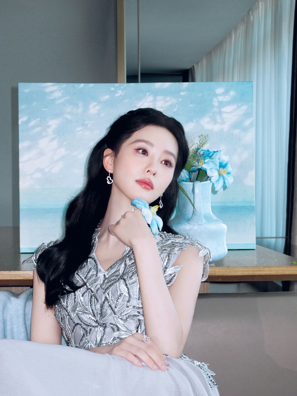 刘诗诗以柔软之力予时光最诗意的应答 无声却坚定  第7张