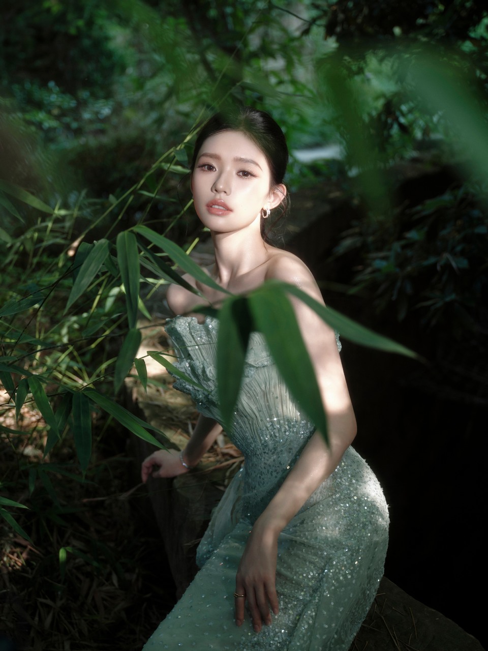 林允绿意舒展沉浮 涤荡缕缕清幽心也随之沉静  第3张