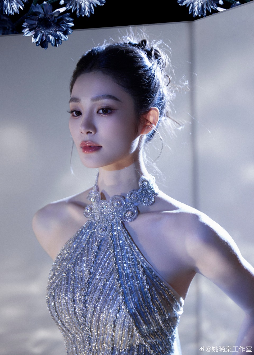 姚晓棠光影间朦胧流光冉冉 洁白净透纯真如水  第8张