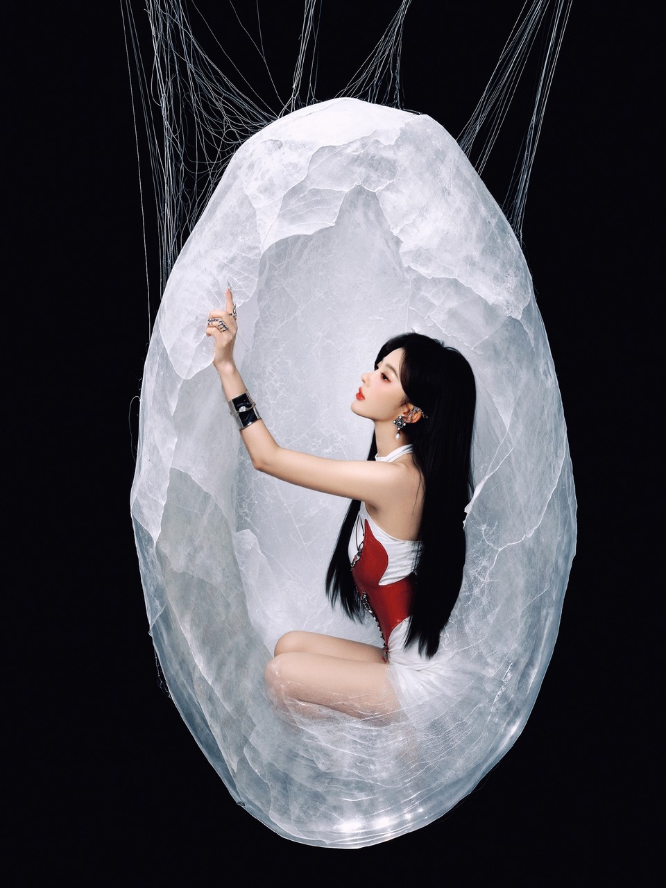 孔雪儿破影之境汹涌成蝶 帧帧鲜活，开明媚气息  第6张