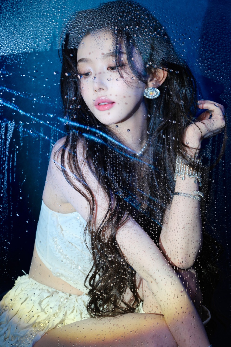 孔雪儿格调尽显捕捉瞬间 每一帧都自在闪耀  第10张