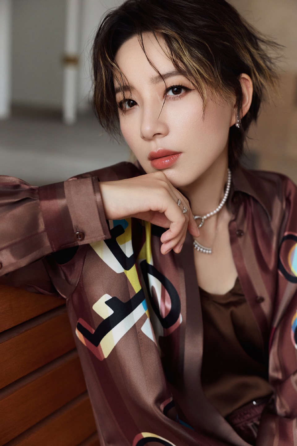 李斯丹妮丝滑质感硬核表达 松弛打底实力控场  第5张