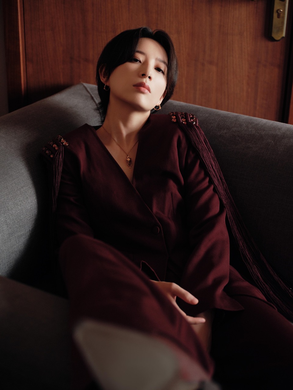 李斯丹妮光影倏然定格 温婉清幽恍入悠长清梦