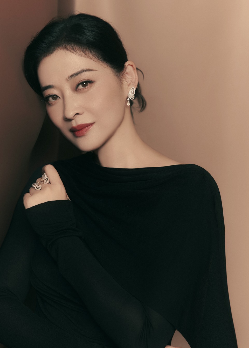 梅婷流光之间凝聚东方浪漫 优雅之名致敬影像盛典  第8张