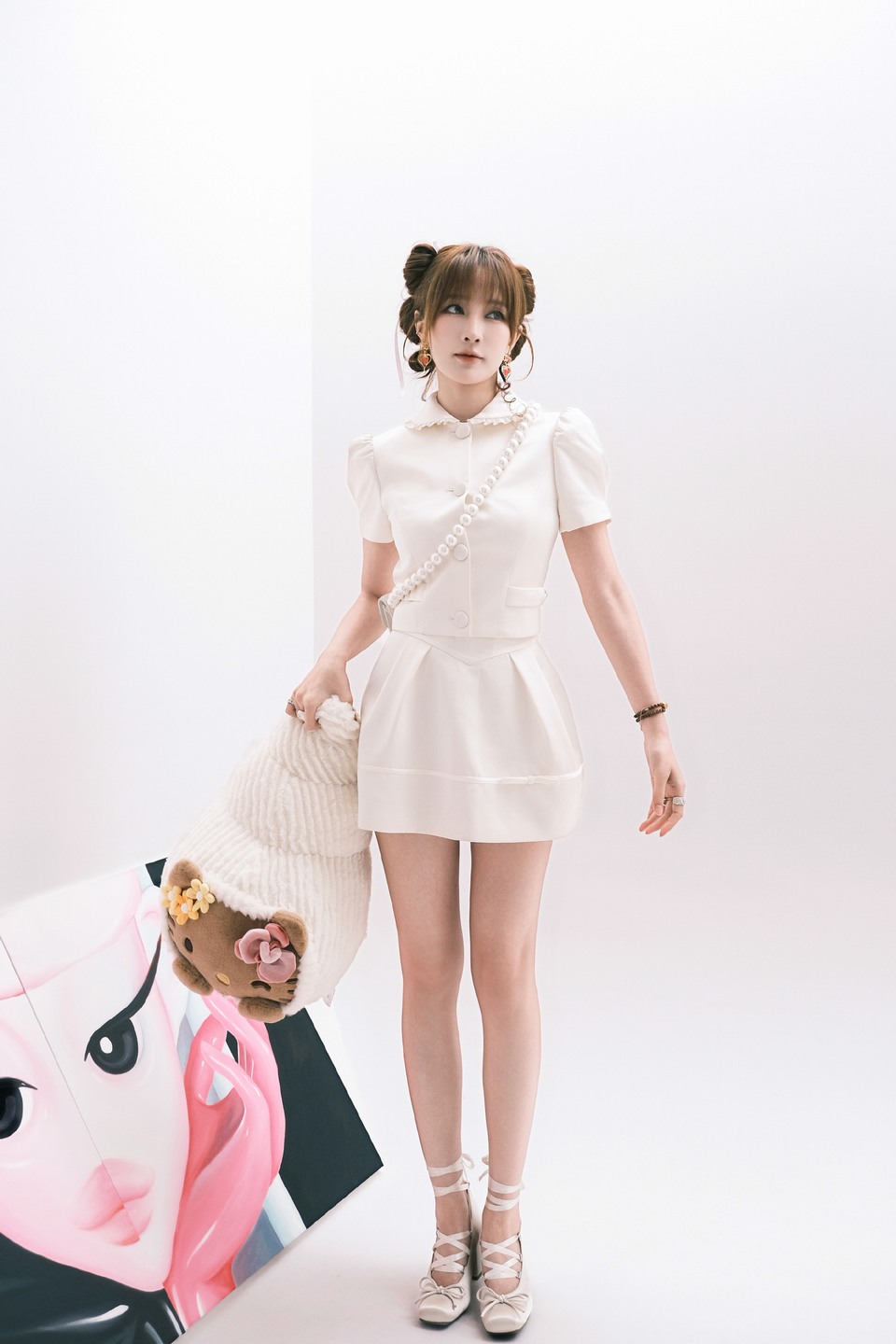 孟佳甜美来袭明媚展笑颜 满屏欢喜赴花宴