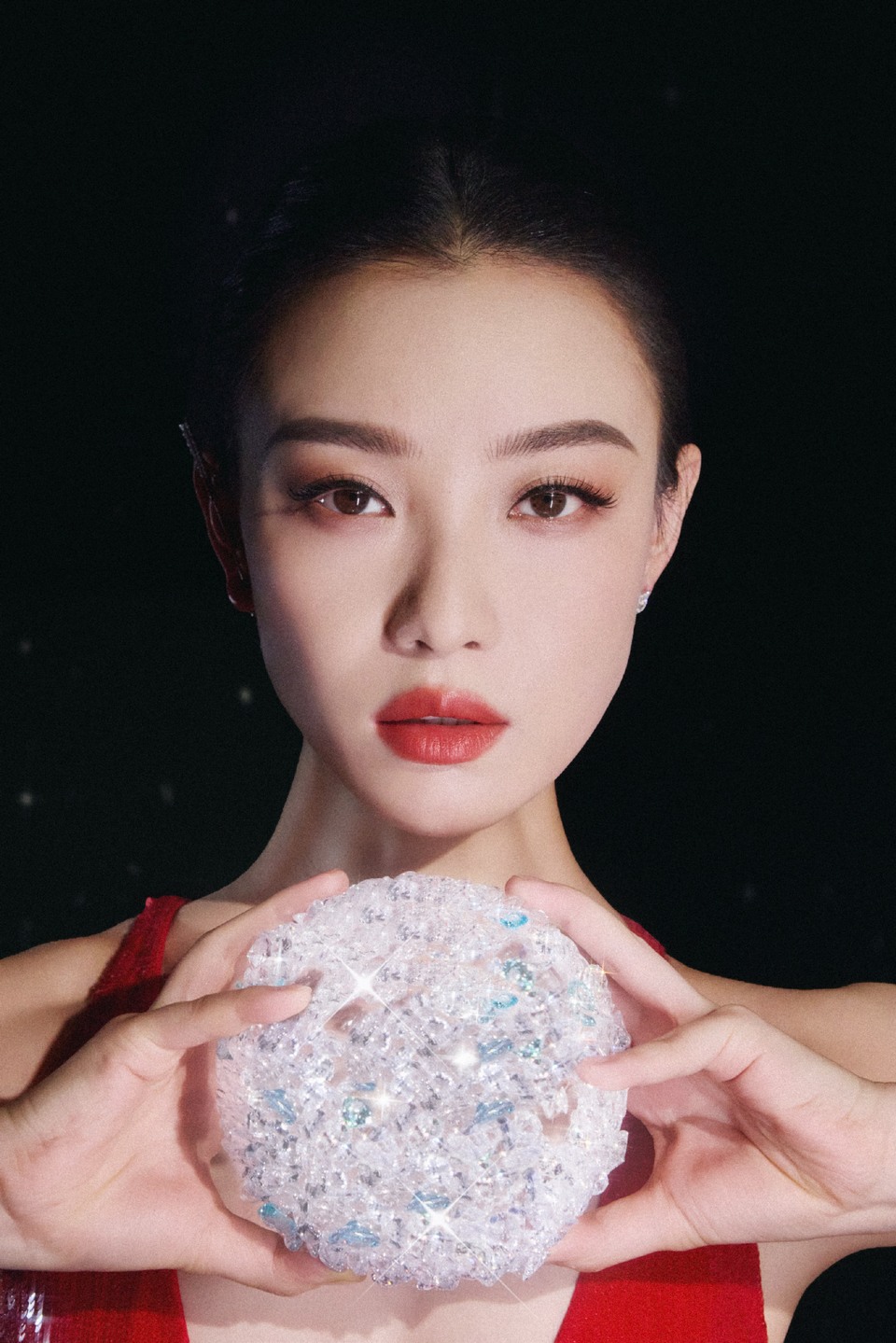 倪妮红是信号亦为焦点 自信宣告全部热烈